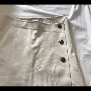 Aritzia Babaton skirt